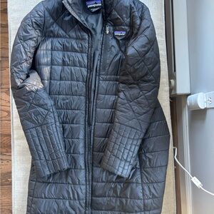 Patagonia Women's Black Quilted Puffer Coat